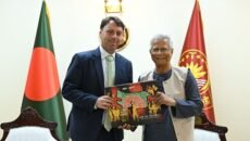যুক্তরাষ্ট্রের সঙ্গে বাণিজ্যিক সম্পর্ক আরও জোরদার করতে চায় বাংলাদেশ : প্রধান উপদেষ্টা