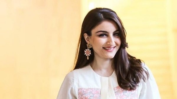 ইতালিতে হেনস্তার শিকার সোহা আলি খান